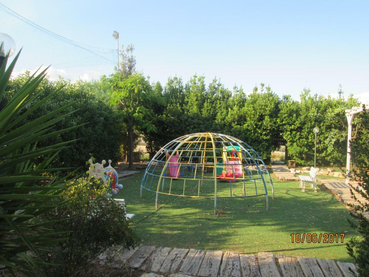 Pescandora Bisceglie Bagian luar foto